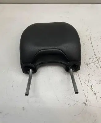 Volvo S60 Front seat headrest 