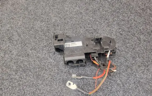 Audi A5 Fuse module 8W0937503B