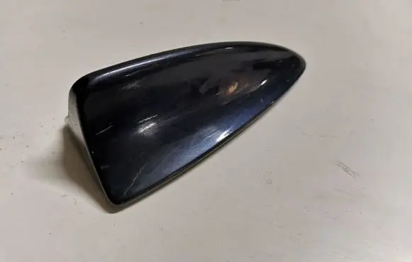 BMW 7 E65 E66 Roof (GPS) antenna cover 9208401