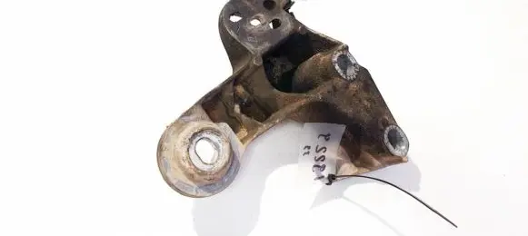 Audi A4 S4 B5 8D Engine mounting bracket 8d0199352h