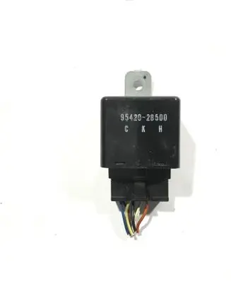 Hyundai Santa Fe Window wiper relay 954202B500