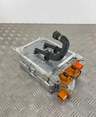 Audi Q3 F3 Battery charger (optional) 5QE915682AR