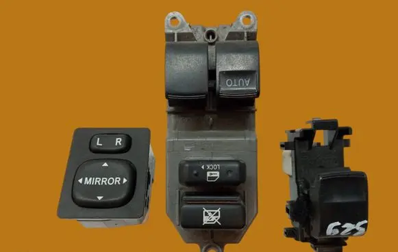 Toyota Yaris Quarter vent window switch 8324L61