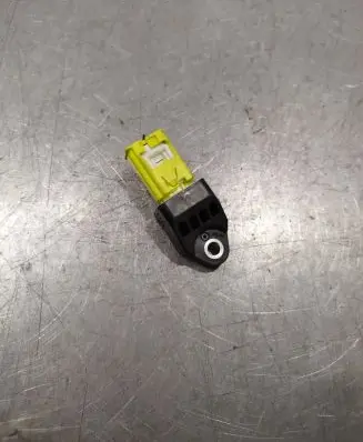 Toyota Auris E180 Airbag deployment crash/impact sensor 8983102160
