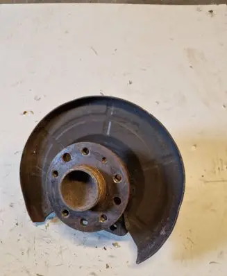 Opel Astra H Rear wheel hub
