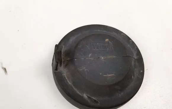 Volkswagen Golf VII Headlight/headlamp dust cover 