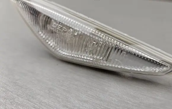 BMW 3 E46 Front fender indicator light 6920731 63136920731