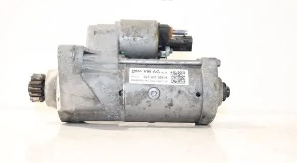 Volkswagen Tiguan Starter motor 02E911024H