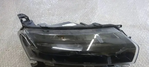 Dacia Spring Headlight/headlamp 266008993R LN5001RR