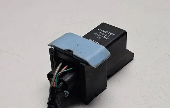 Citroen C5 Glow plug pre-heat relay 9640469680 51252002 20605