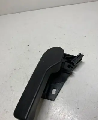 Volkswagen PASSAT B6 Engine bonnet (hood) release handle 1K1823633