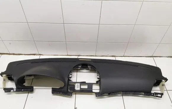 Mercedes-Benz E W211 Dashboard A2116800687 20020808 T0013796