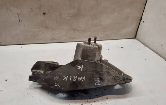 Audi A6 S6 C6 4F Engine mounting bracket 4F0199351H