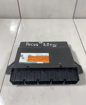 Ford Focus Comfort/convenience module 8M5T19G481AE