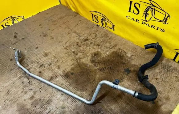 Mercedes-Benz GL X166 Engine coolant pipe/hose A1668307101