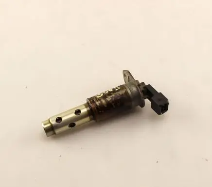 BMW 1 E81 E87 Camshaft vanos timing valve 7516293