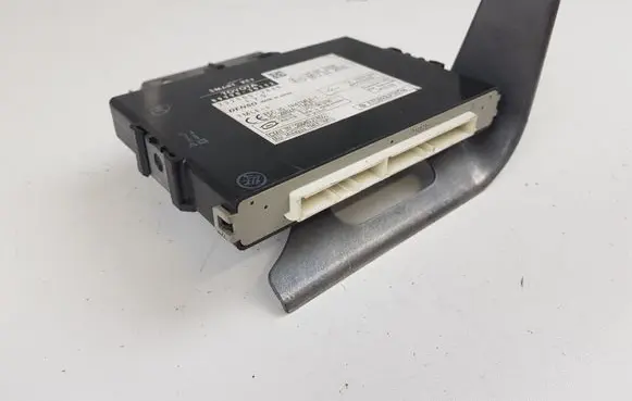 Lexus GS 300 350 430 450H Keyless (KESSY) go control unit/module 8999030112