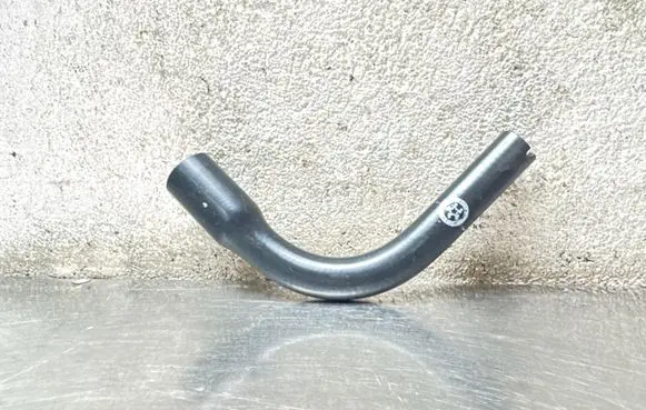 Opel Zafira B Coolant pipe/hose 93180497 6302610 133349