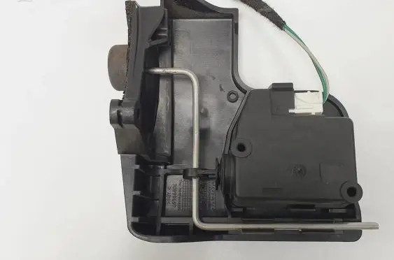Volvo S40, V40 Central locking relay 30899697