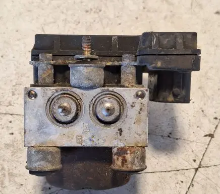 Mazda 6 ABS Pump 4364864 2059046