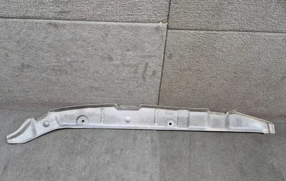 Audi Q7 4M Fender end trim 4M0821112
