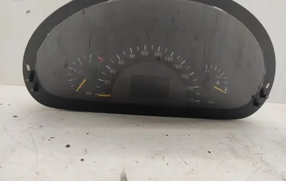 Mercedes-Benz Vito Viano W639 Speedometer (instrument cluster) A6394460321