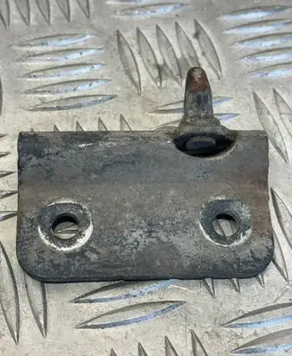 Mercedes-Benz Sprinter W901 W902 W903 W904 Rear door lock loop/hook striker A9067600077 ZGS006