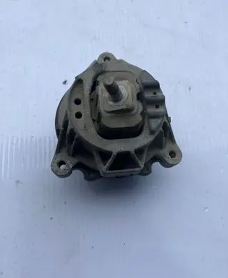 BMW 1 F20 F21 Engine mount bracket 6854252 280813
