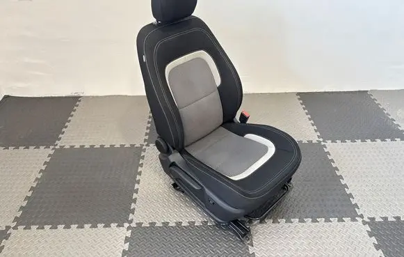 KIA Ceed Front passenger seat 