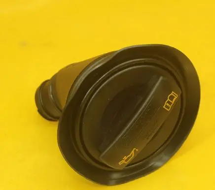 Audi A8 S8 D4 4H Oil filler cap 057103482D