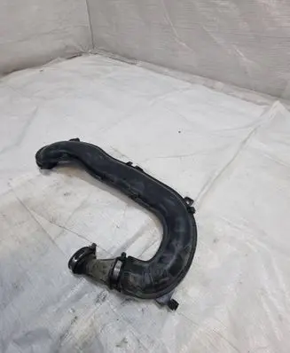 Intercooler hose/pipe