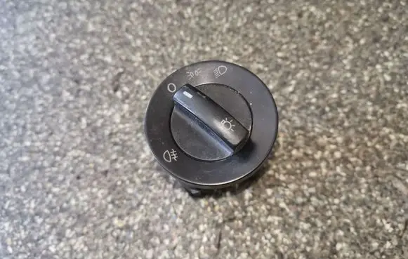Volkswagen Transporter - Caravelle T5 Light switch 6Q0941531B