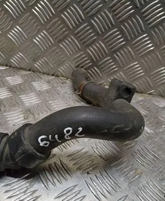 Volkswagen PASSAT B5 Engine coolant pipe/hose 8D0121103AD