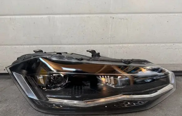 Volkswagen Polo VI Headlight/headlamp 2G1941036B