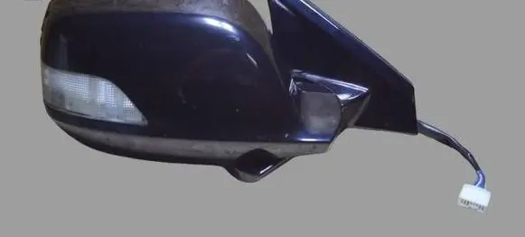 Honda CR-V Front door electric wing mirror 