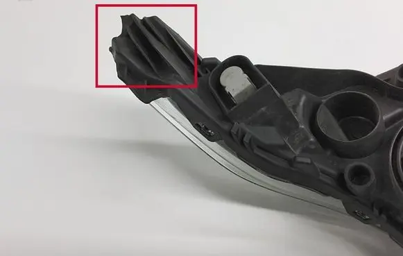 Ford Connect Headlight/headlamp DT1113W030DC
