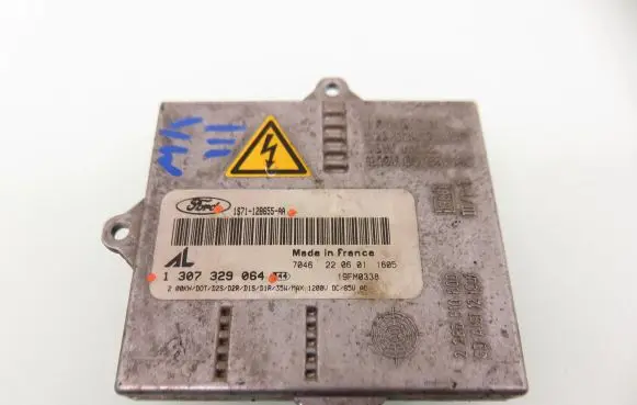 Ford Mondeo Mk III Headlight ballast module Xenon 1S7112B655AA 1307329064