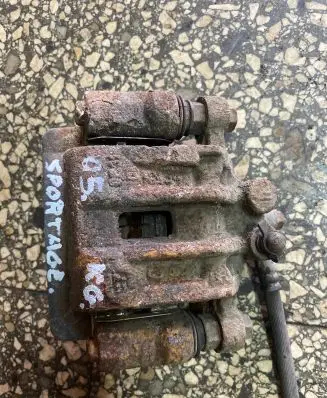 KIA Sportage Rear brake caliper