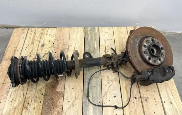 Jeep Renegade Front shock absorber with coil spring 