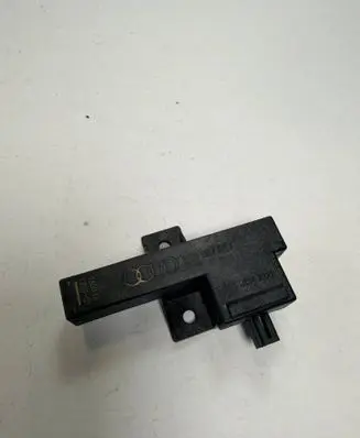 Audi Q5 SQ5 Antenna control unit 8K0907247
