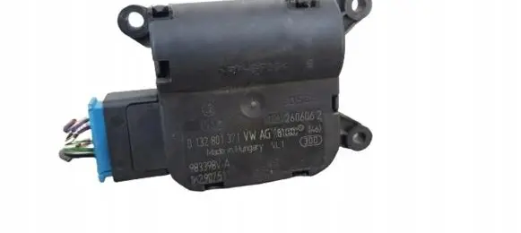 Seat Leon (1M) A/C air flow flap actuator/motor 0132801371
