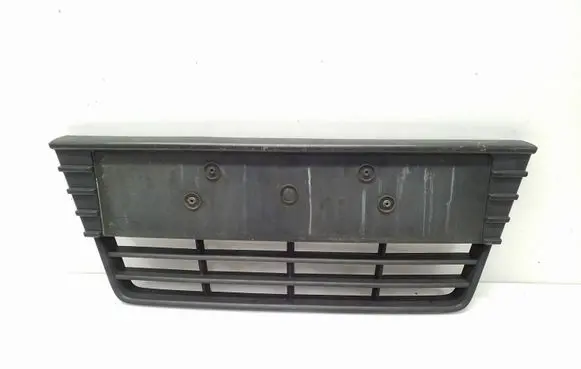 Ford Focus Front bumper lower grill BM5117K945A