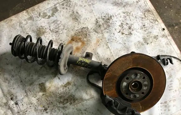 Peugeot 308 Front wheel hub spindle knuckle