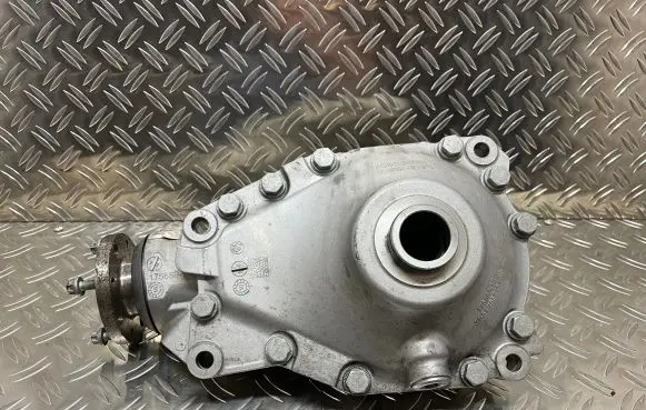 BMW 3 F30 F35 F31 Front differential 757815706 EA8203