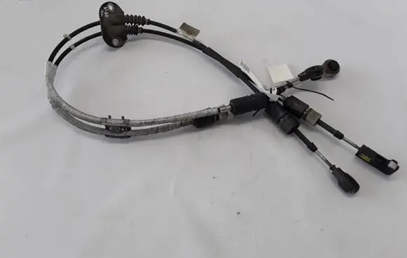 Gear shift cable linkage