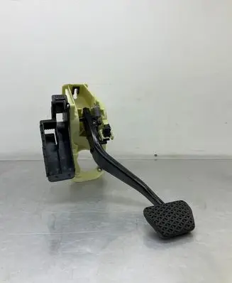 BMW 5 F10 F11 Brake pedal 1160424