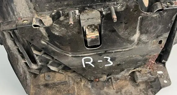 Battery box tray