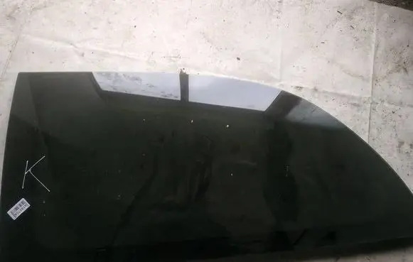 Dodge Grand Caravan Rear side window as3