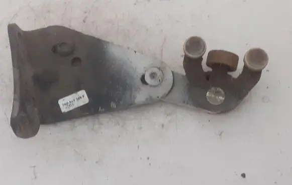 Volkswagen Transporter - Caravelle T5 Sliding door lower roller guide/hinge 7H0843398F
