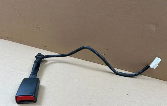 Hyundai i40 Front seatbelt buckle 888303Z000RY